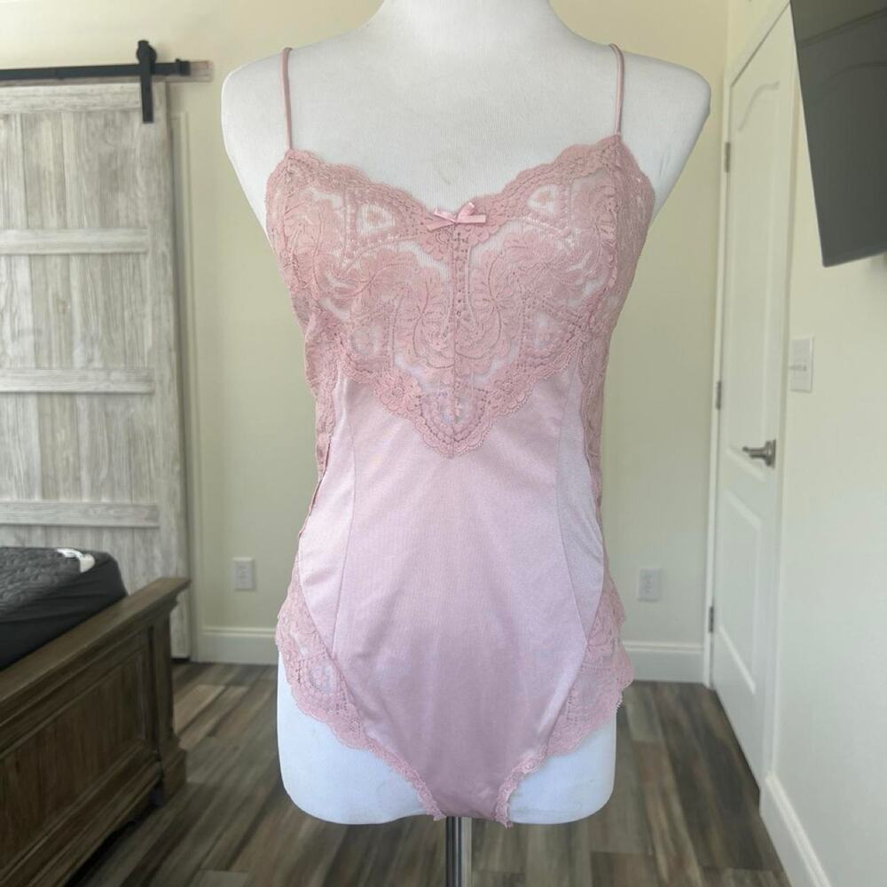 Vintage Vassarette Dusty Pink Lace Teddy Bodysuit